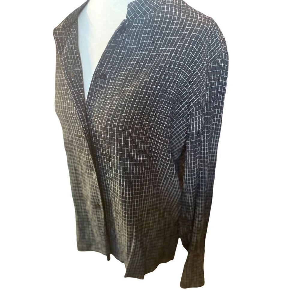 Liz Claiborne Women's Black & White Checkered Button-Down Long Sleeve Blouse/Sha - Picture 6 of 9